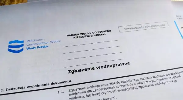 Dokument "Zgłoszenie wodnoprawne" z logo Wód Polskich. Potrzebne do uzyskania pozwolenia na szambo.